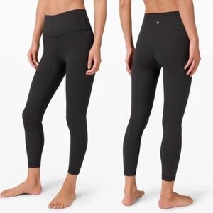 Lululemon, Wunder Under High-Rise 7/8 Tight / Size: 10 / 25" FULL-ON LUX…